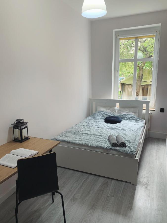 Rooms4Less — Zdjęcia 1